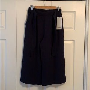 Lululemon Noir Crop Navy Blue